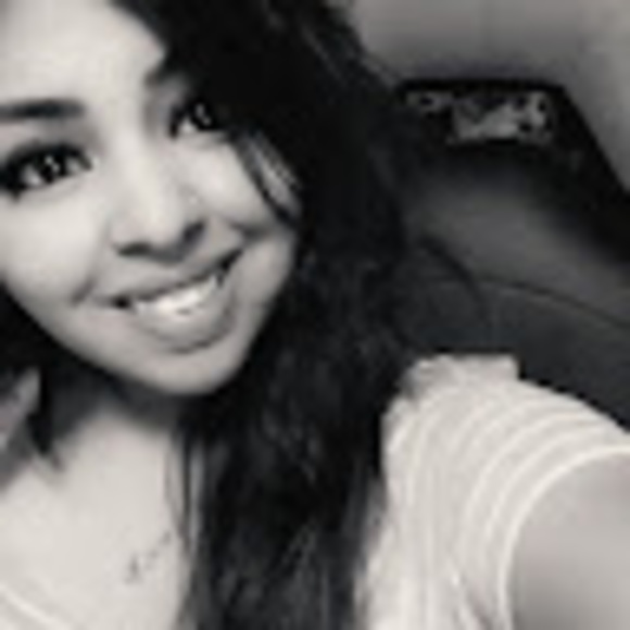 Meet your Posher, Maria - Picture 1 of 1